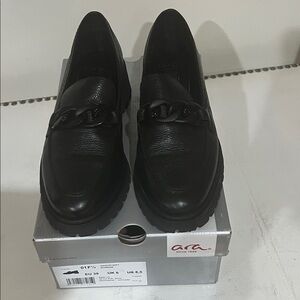 Ara Women’s Black Leather Loafers